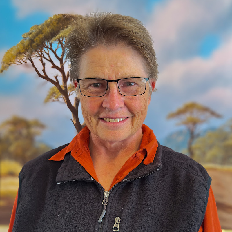 Dr Vanessa Trewick, Veterinary Surgeon. 