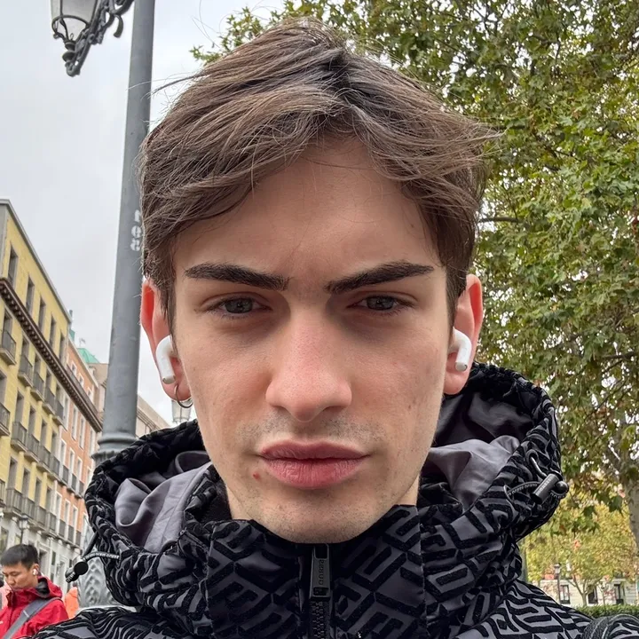 Álvaro GL