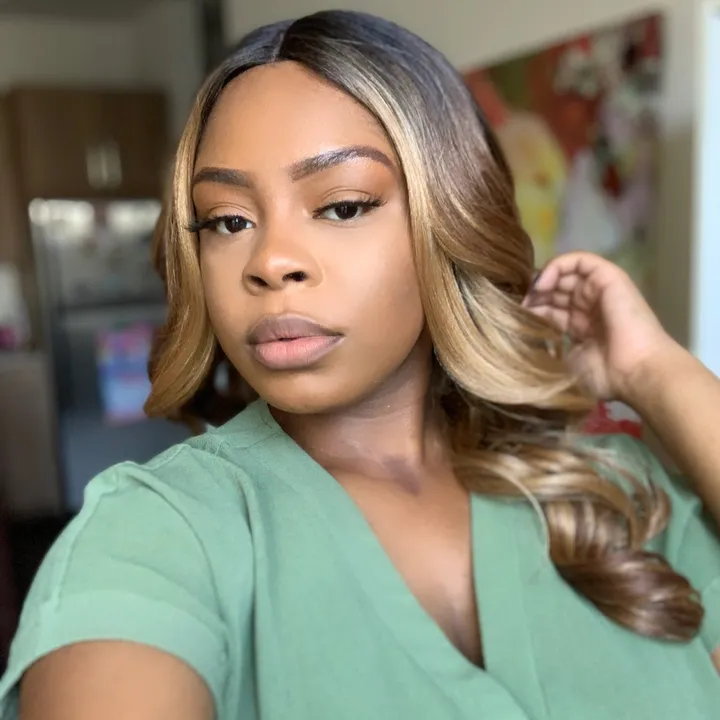 Chloè ✈️ Travel + Mom Finds🗝️