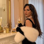 Mirella | Classy style