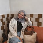 Michaela | Modest Mum Fits