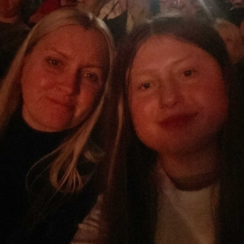 Itslifewelle+mum