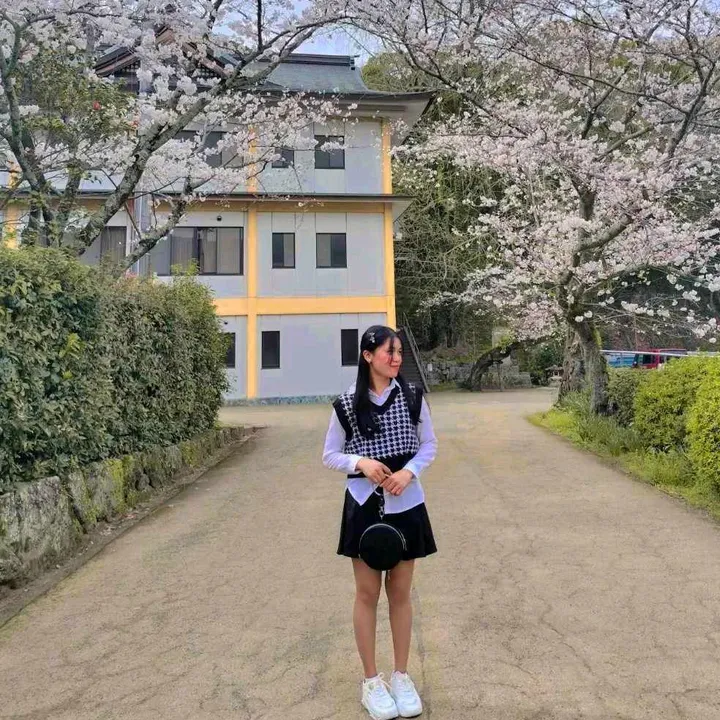 Sreypov Love🇰🇭 🇯🇵