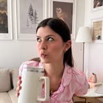 Julia | aesthetic content creator