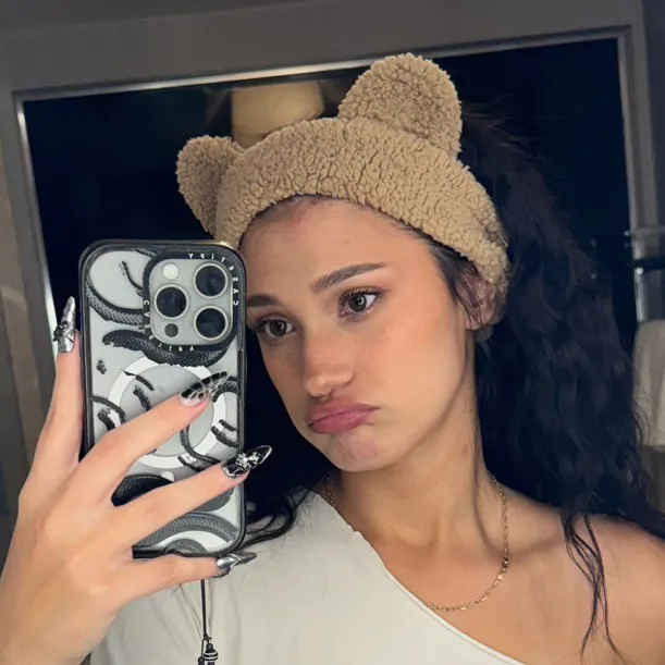 Allie Bear 🧸ྀི