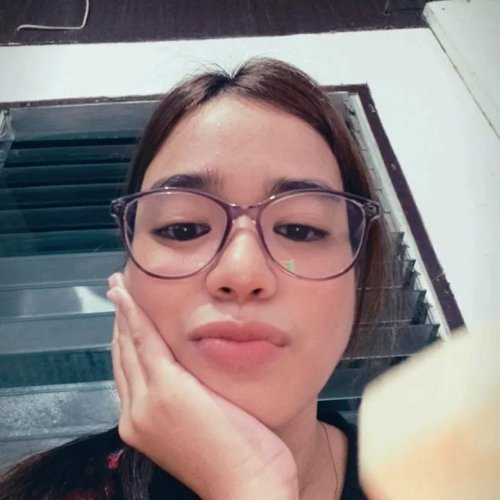 antonette🖤