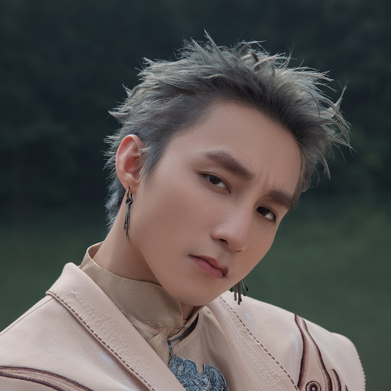Sơn Tùng M-TP Official