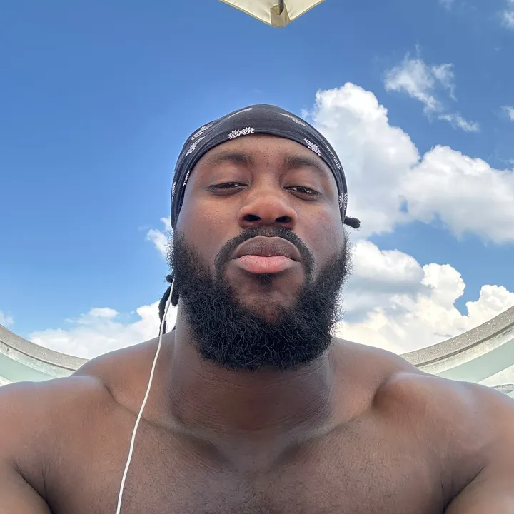 Realkojokay🦍🦅🇬🇭🇸🇪