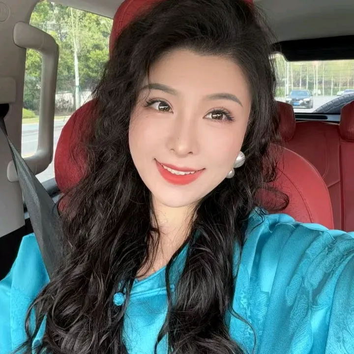 Ella_Sourcing