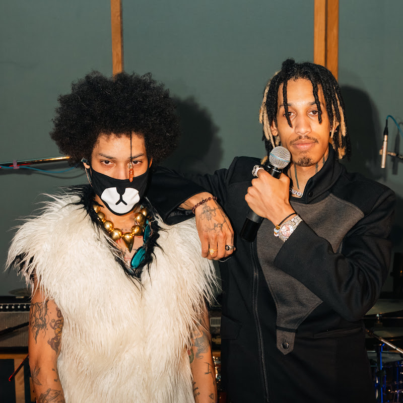 Ayo & Teo