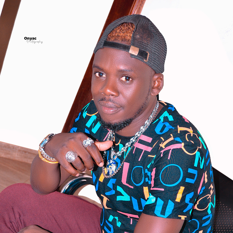 Mr Dee UG