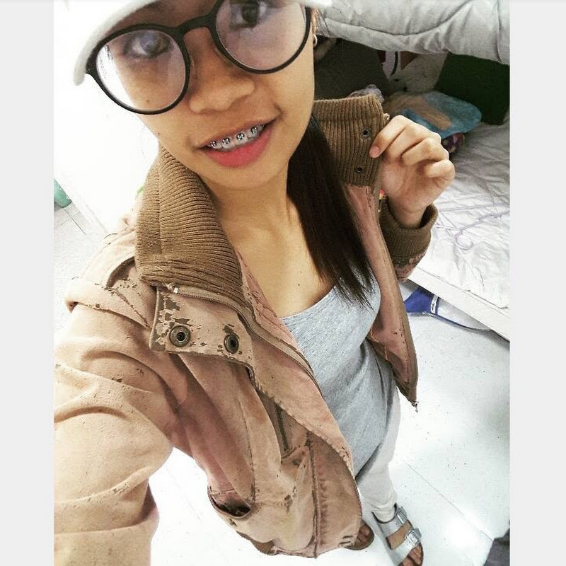 Rona Bee