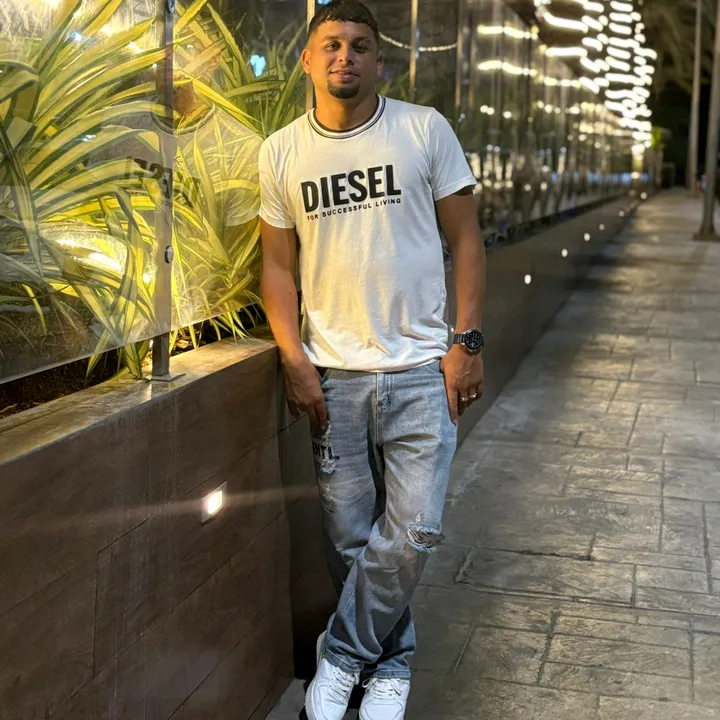 Luis camero