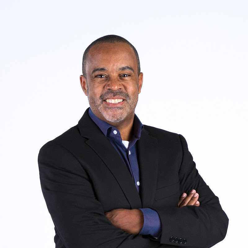 Mr. Mo'Kelly