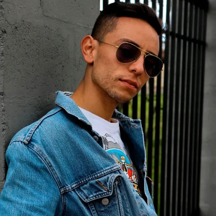 David J Mendez