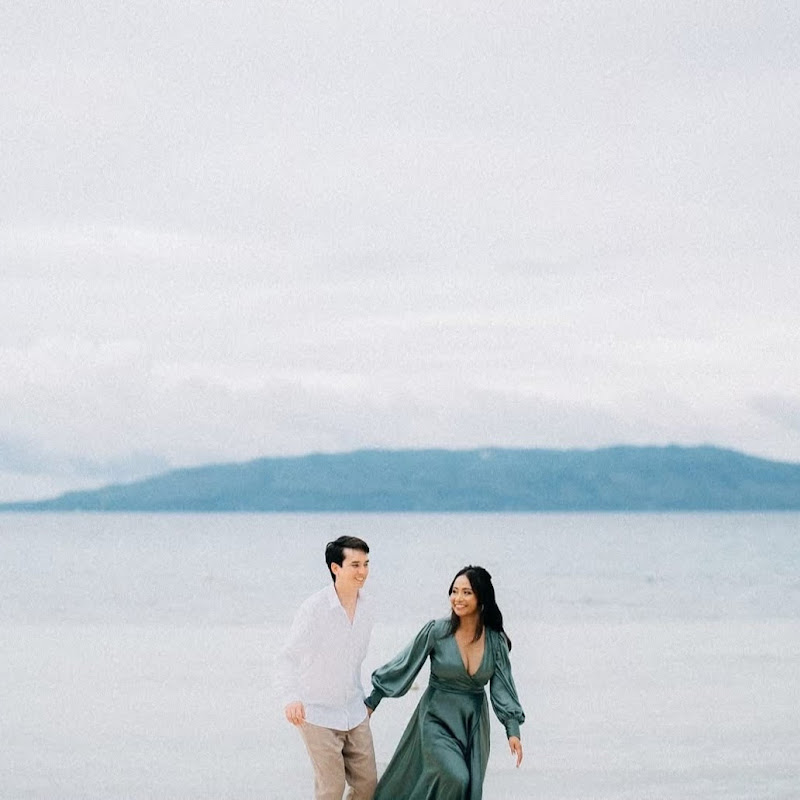 We Travel For U - Eric and Sol 