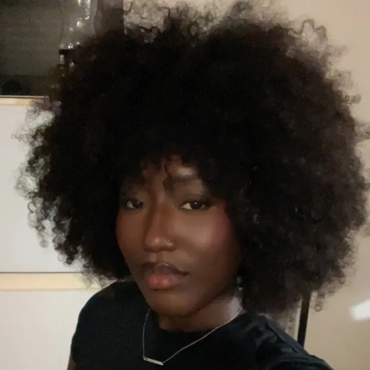 LucieYaniungu