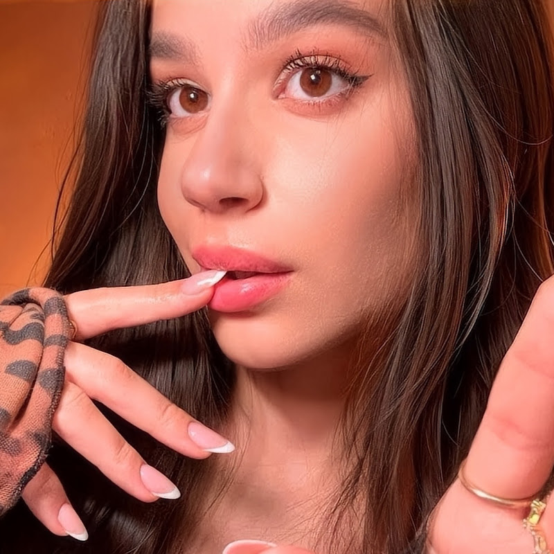 Kaitlyn Fall Asmr 😌💤 