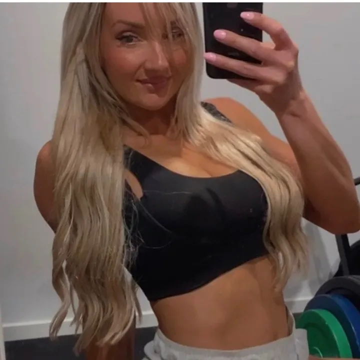 charlotte__hollis