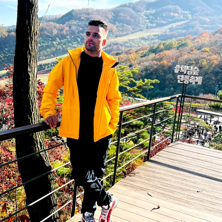 🇳🇵𝓐𝓡𝓙𝓤𝓝 🇰🇷