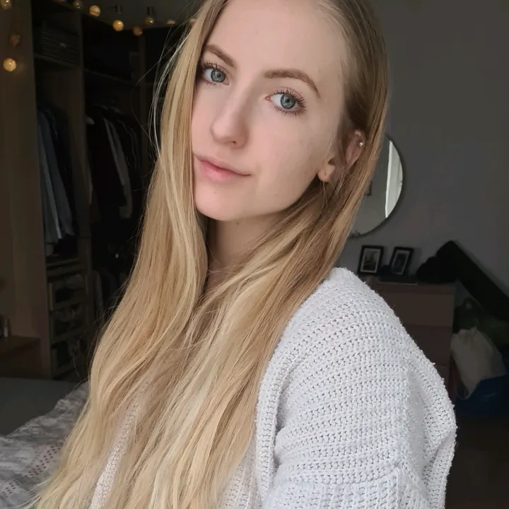 youraveragepolegirl