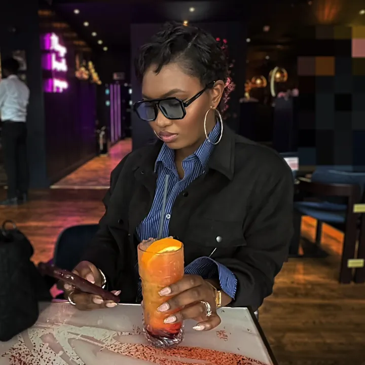 Molade- Fashion& lifestyle