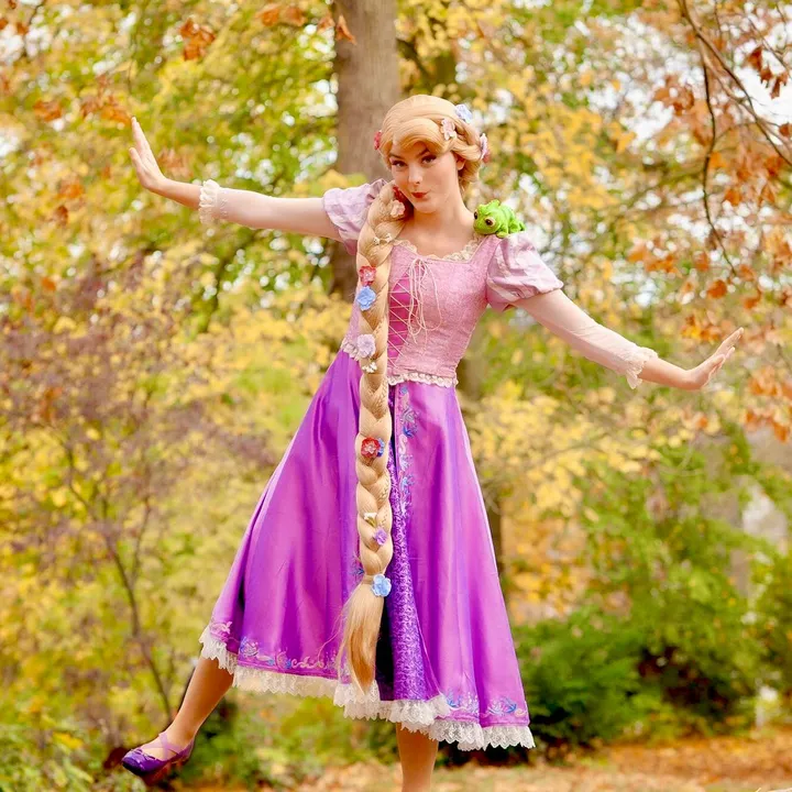 ४ᗢ Alyssa ᗢ४