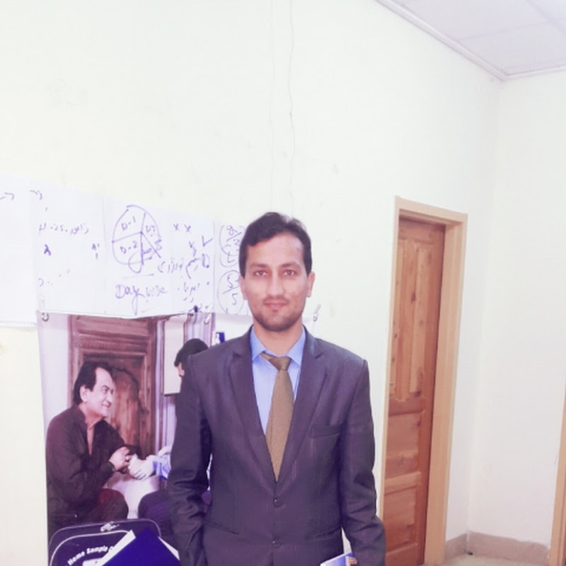 Dr Nadeem