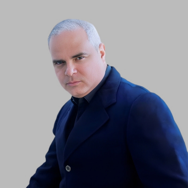 Saúl Alcalá 