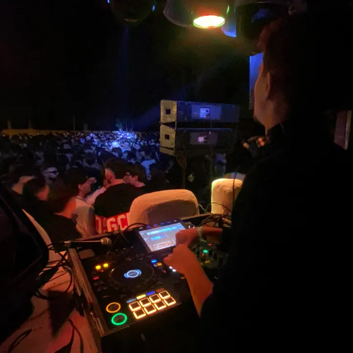 GR18🎧