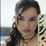 Laura - Beauty content creator