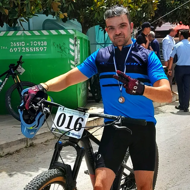 kostas_kaz