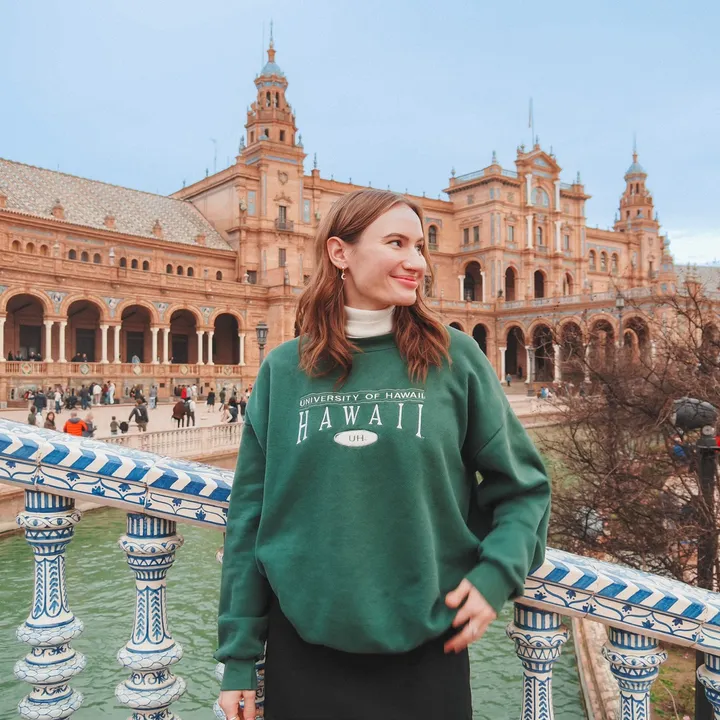 amber | solo female traveler🌎