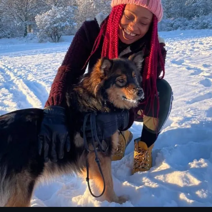 Nadia 🇨🇲🇨🇾🇸🇪