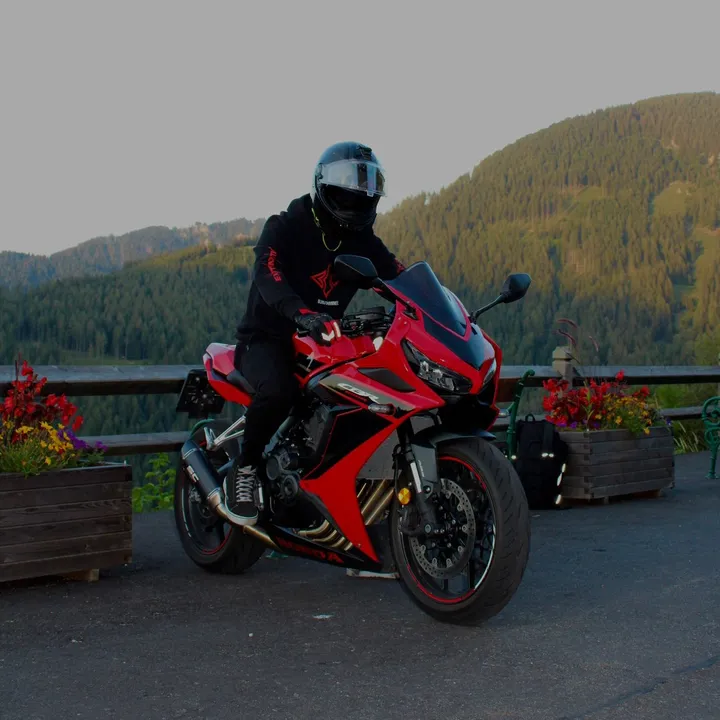 _michi_cbr