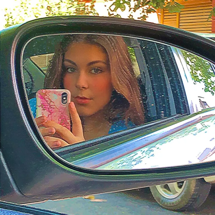 Nóri Zita🍓