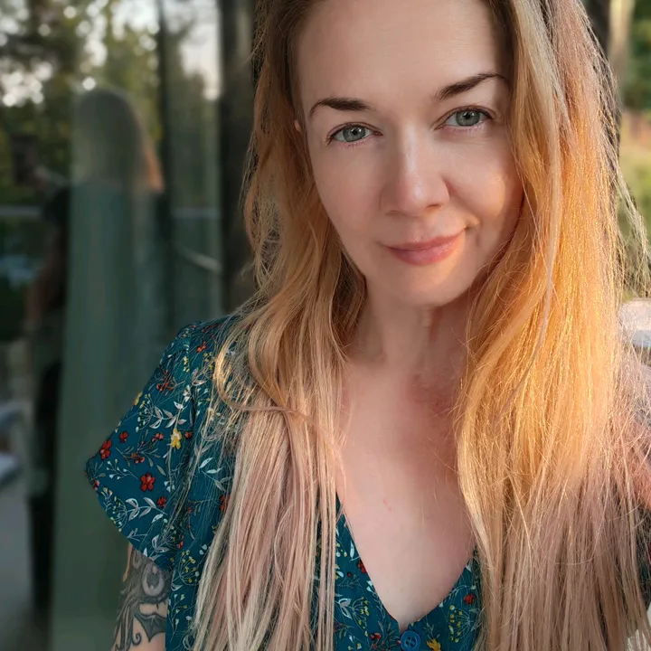 Heidi GagaBean 📚🇫🇮