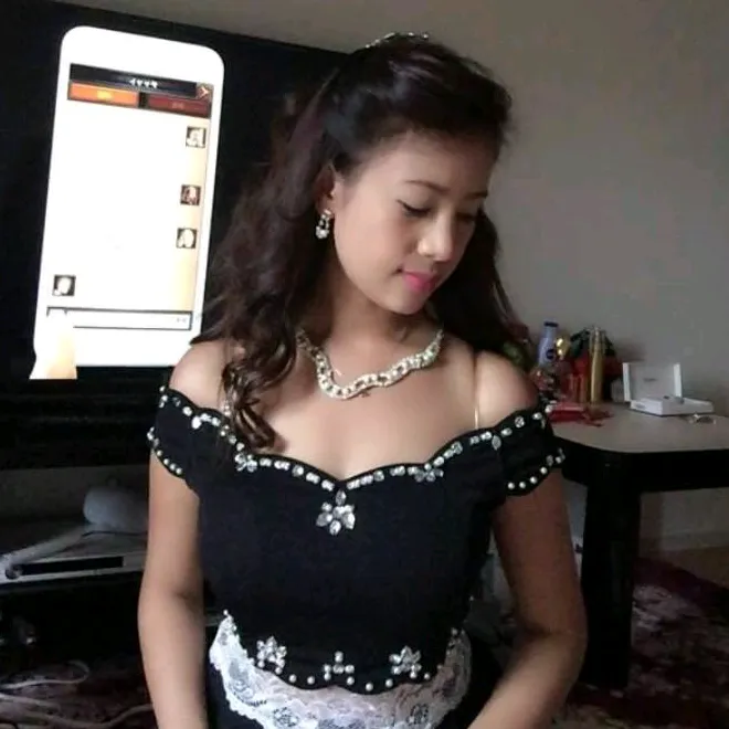 arlyn in japan