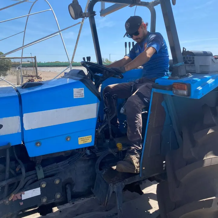 Louis farming Australia 🇦🇺