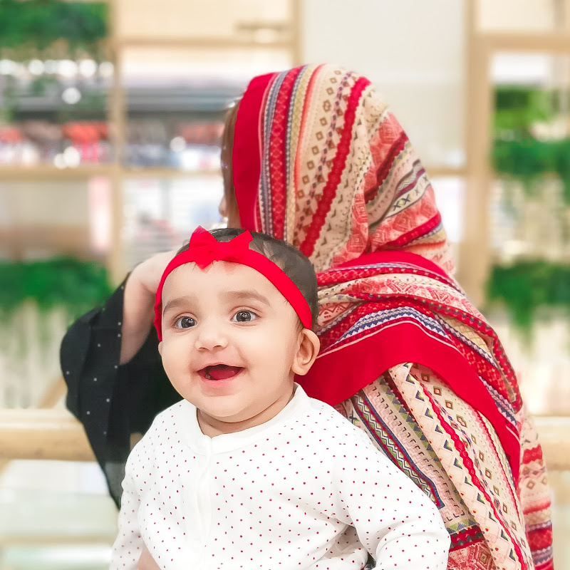 Pakistani Mom in Bangkok