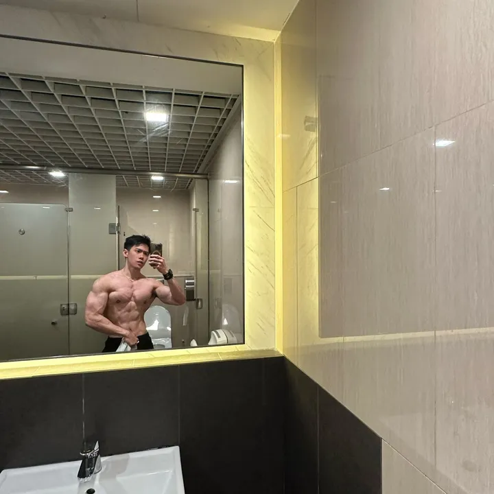 R雍
