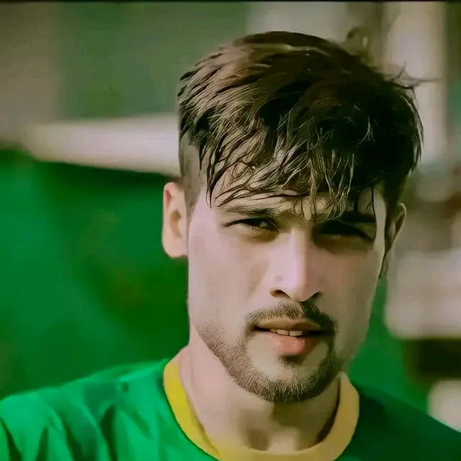شاہ👀🏏