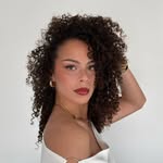 Inès
