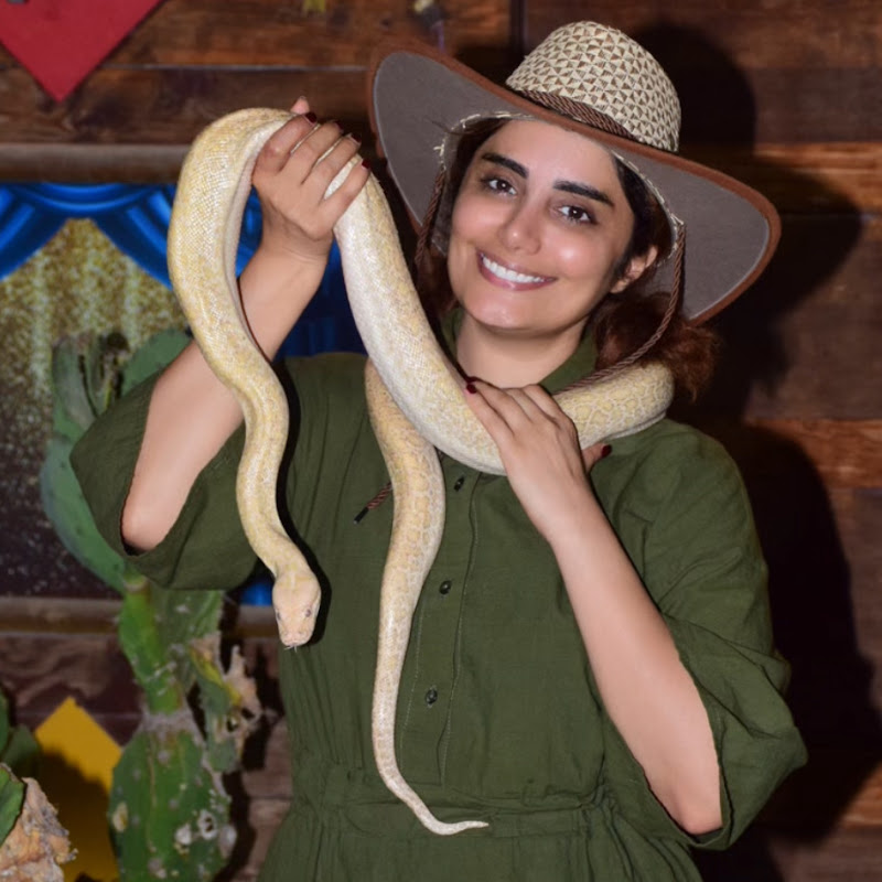 Azadeh’s Iran Vlog