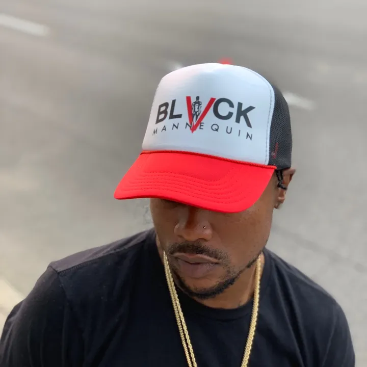 BlackMannequin