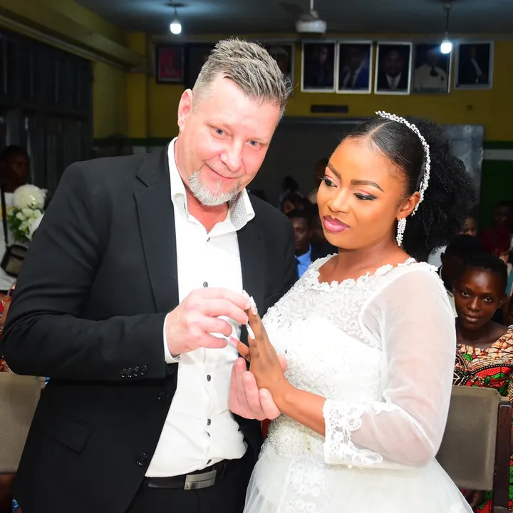 Makeup  in Sweden 🇸🇪🇳🇬