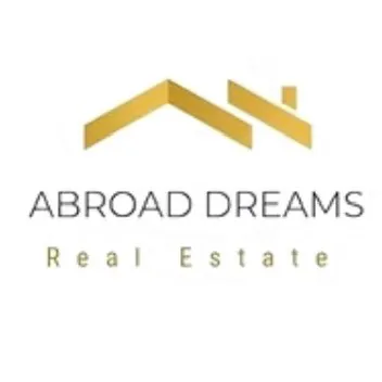 abroaddreamssarah