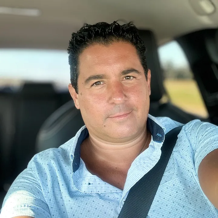 Charly Fornas  💫
