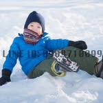 Coat2hand_from_japan by Anurak