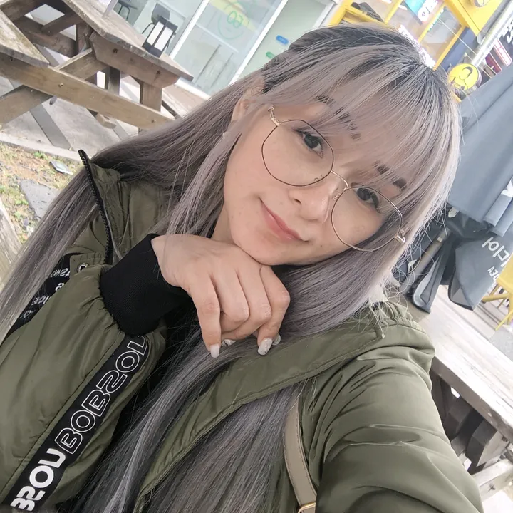Bella23